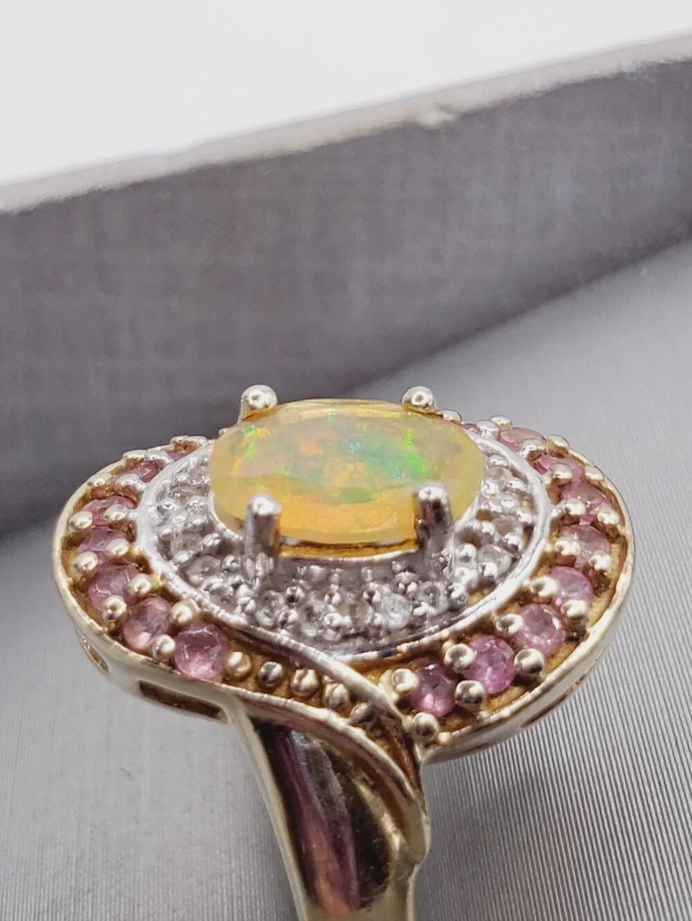 Opal & Pink Halo Ring - Yellow Gold - 925